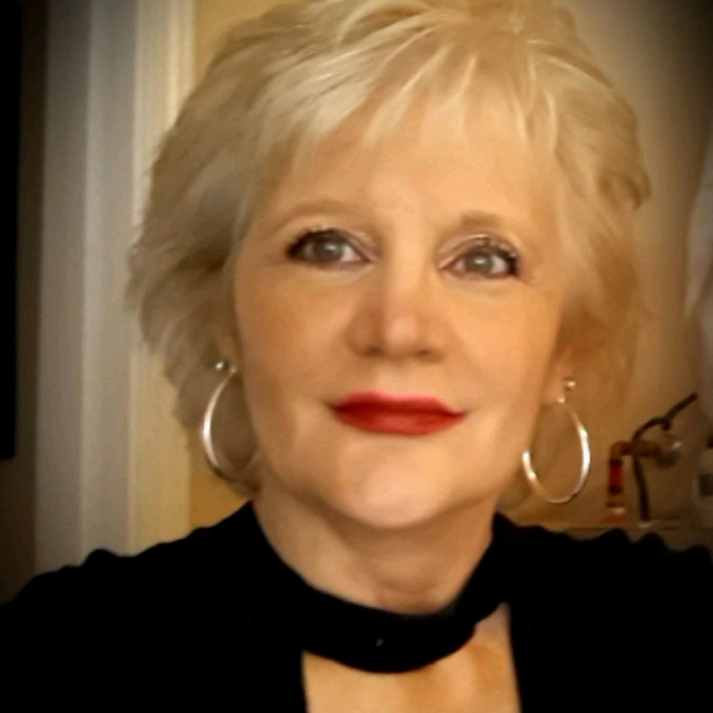 Meet your Posher, Teresa